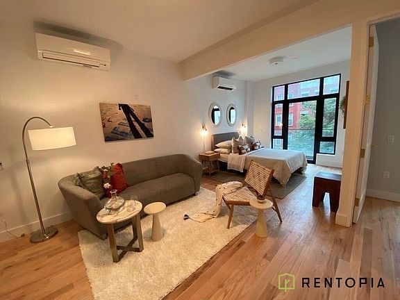 2nd image of 151 Eagle St #605