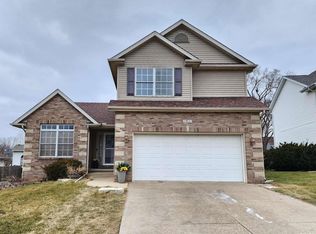 3320 W 66th St, Davenport, IA 52806