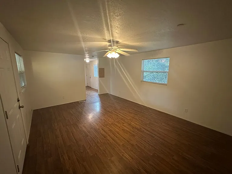 3959 Cartwright St — Photo 7