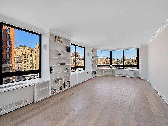2nd image of 225 W 83rd St APT 14E