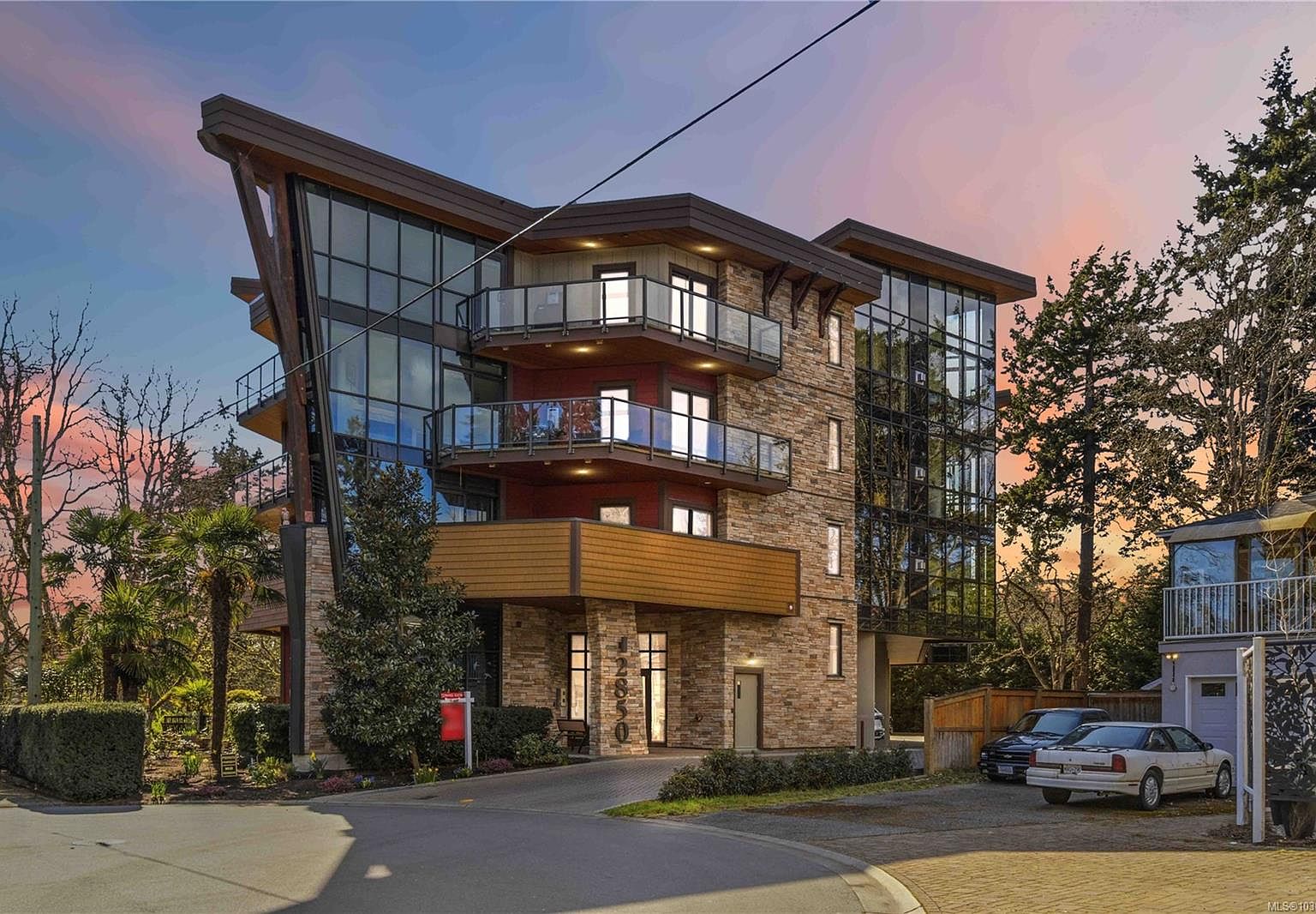 2850 Aldwynd Rd #301