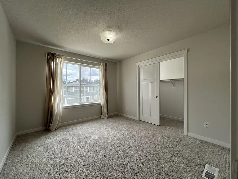 13911 SW 172nd Ave — Photo 42