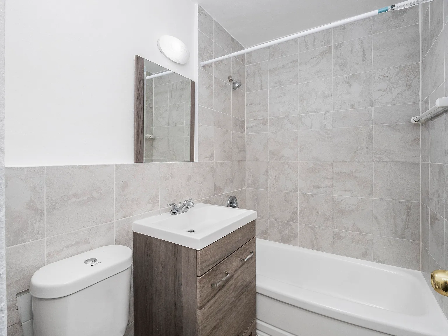 Dawes Apartments — Photo 4