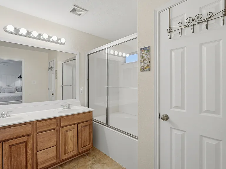 2909 Ashwood Rd — Photo 30