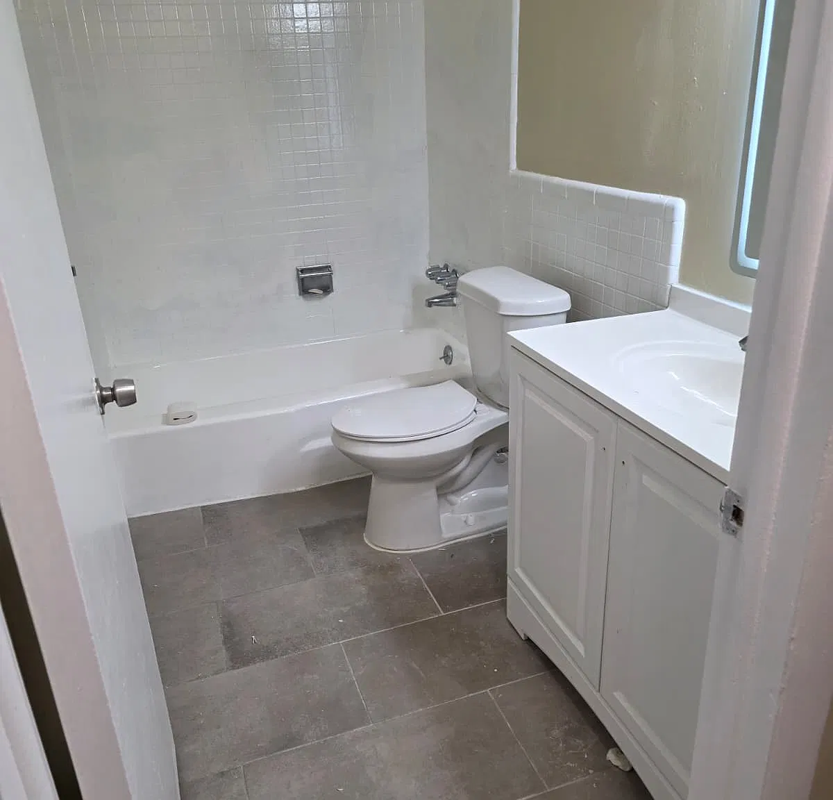 2 bed, 1055 sqft, $1,500 — Photo 4