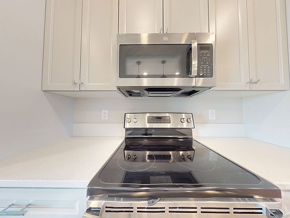 5th image of 868 N 1880 E #71