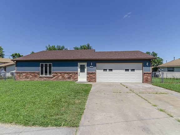 2nd image of 1350 Parkside Dr