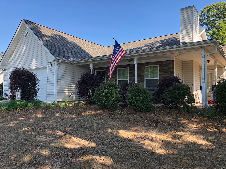 Charming must see ranch!