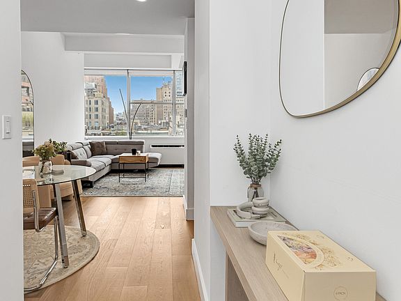 3rd image of 50 Murray St #1529