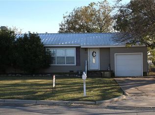 1302 Newby Ave, Bridgeport, TX 76426