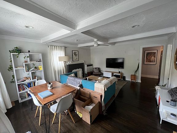 2nd image of 6309 Willoughby Ave