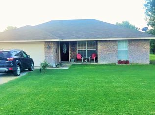 401 Quail Run Rd, Weatherford, TX 76088