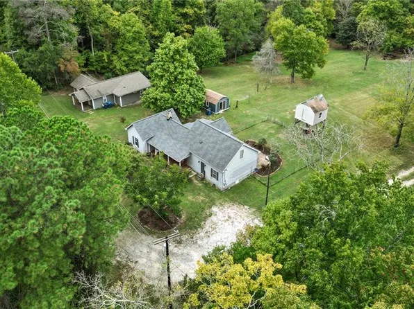 923 Bales Chapel Rd, Jamestown, NC 27282