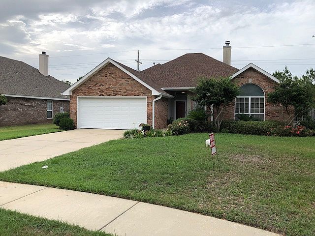 1st image of 4008 Meadow Oak Ln