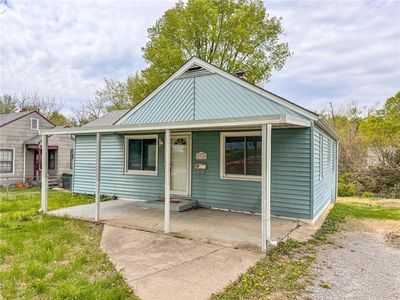 2310 S Hall Rd, Independence, MO, 64052