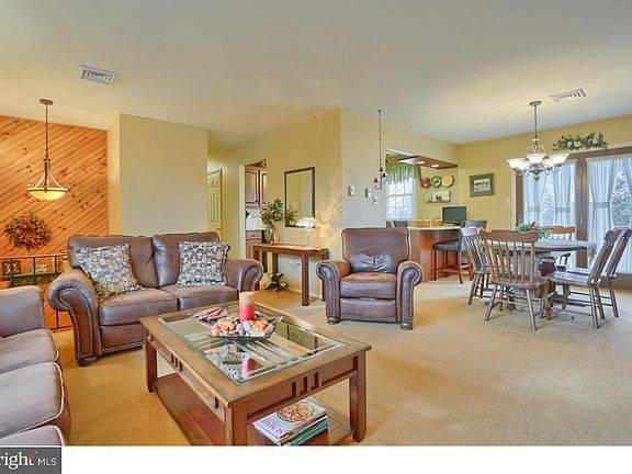 5th image of 6 Salem Cir