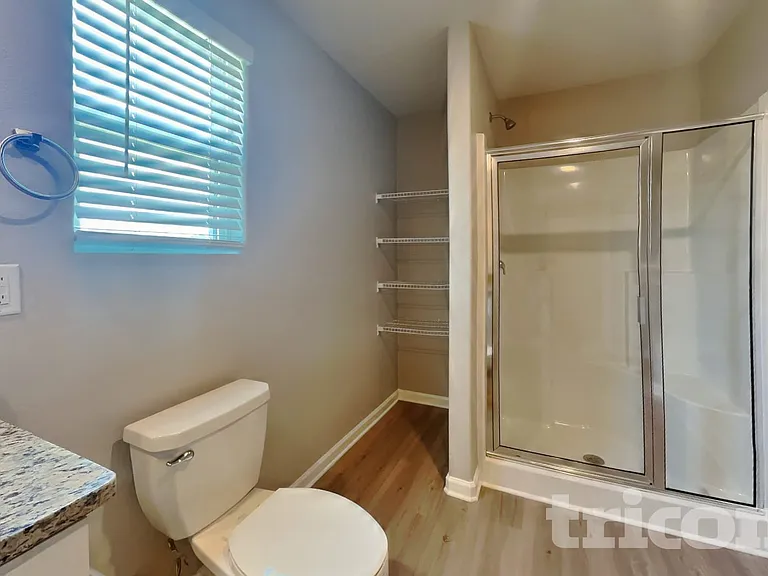 260 Chedworth Dr — Photo 10