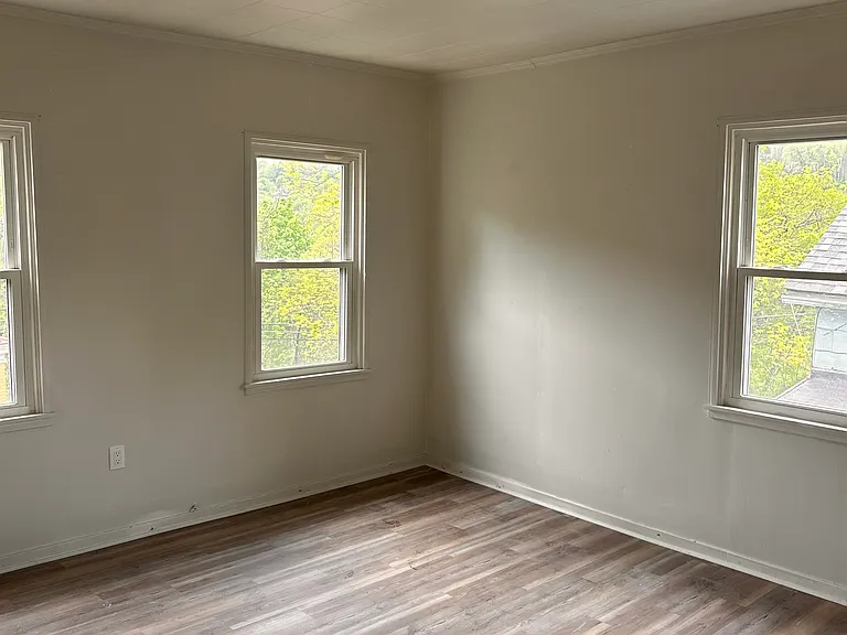 2778 Mount Troy Rd — Photo 9