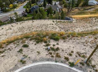 1142 Crestwood Dr, Kamloops, BC V2C 5G8