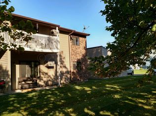 2410 18th St S APT 13, Fargo, ND 58103