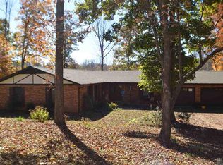 1570 Fairway Dr, Newton, NC 28658