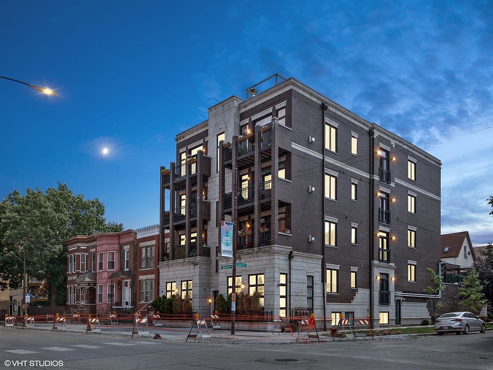 1st image of 2257 W Belmont Ave #1E