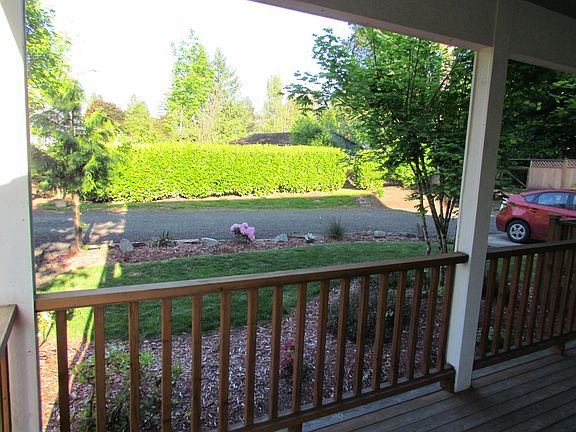Front Porch - SE