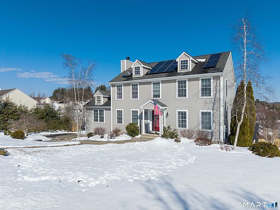 3rd image of 74 Ridge Road