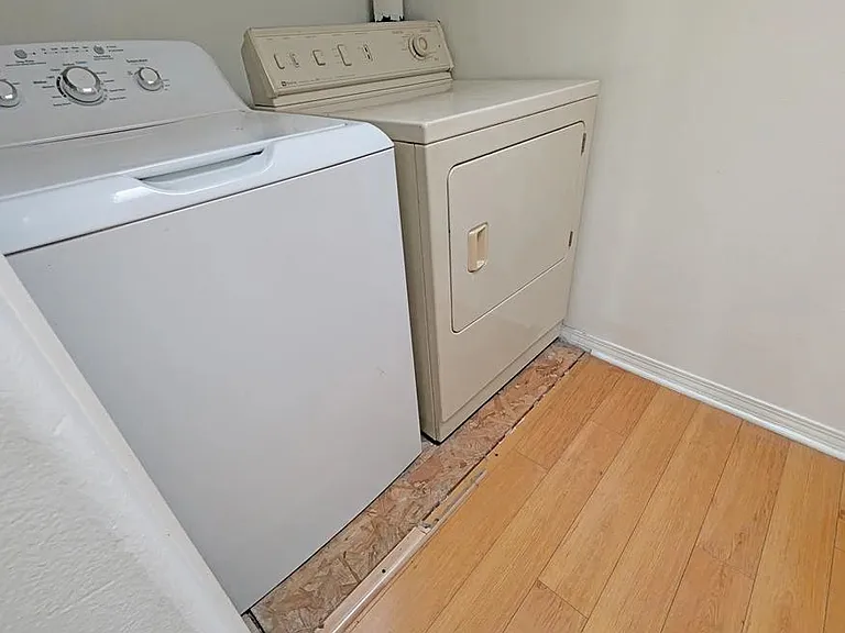 305 N Cedar St #204 — Photo 20