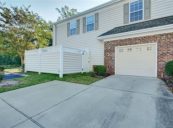 4th image of 101 Ellis Dr
