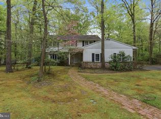 314 Laurel Ln, Mount Laurel, NJ 08054