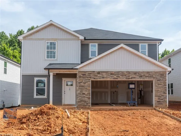 1139 Winding Spring Dr, Mebane, NC 27302