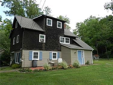 1st image of 121 School St