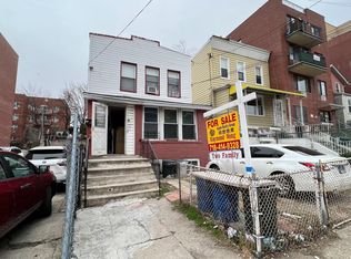 11236 38th Ave, Corona, NY 11368