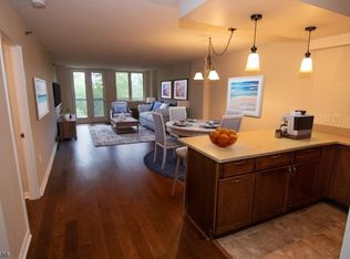 10 Smith Manor Blvd, West Orange, NJ 07052