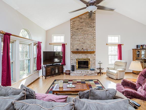 4th image of 4930 Whisper Cove Ct