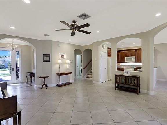 2nd image of 19639 Tesoro Way