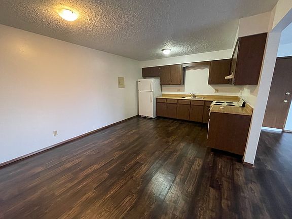5th image of 750 W Bethel Dr APT 9