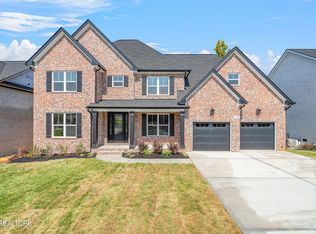 2259 Hickory Crest Ln, Knoxville, TN 37932