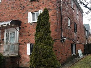 1311 Burke Ave, Bronx, NY 10469