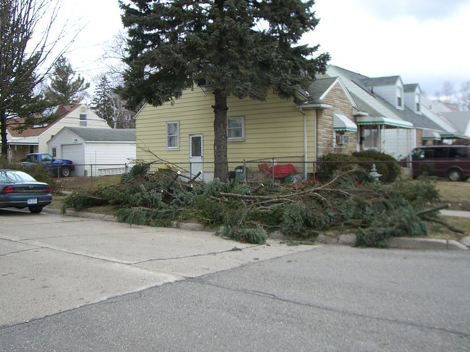 1st image of 501 N Stephenson Hwy