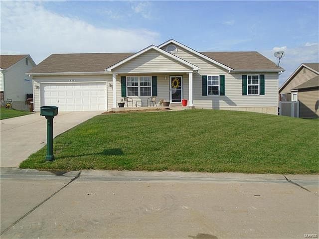 1st image of 641 Glen Eagle Dr