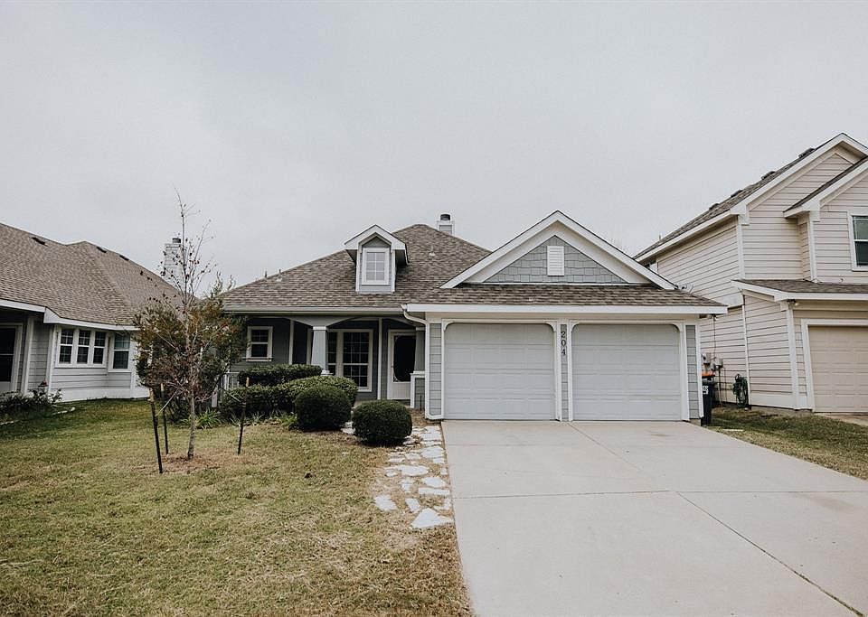1st image of 204 Creekview Dr