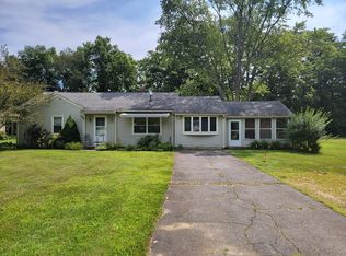 131 Greenwich Rd, Ware, MA 01082