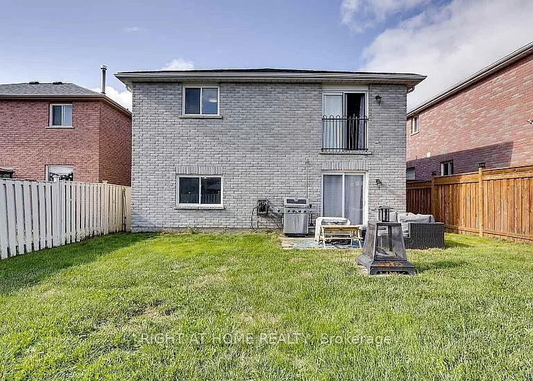 132 Dean Ave #MAIN — Photo 17