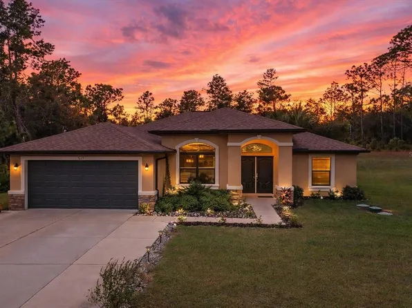 9027 Mavis Rd, Weeki Wachee, FL 34613