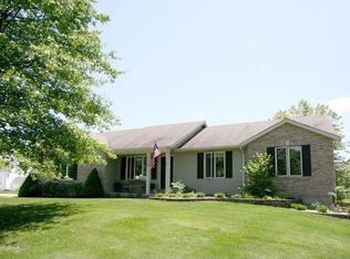 1110 Saint Theresa Ln, Dardenne Prairie, MO 63368