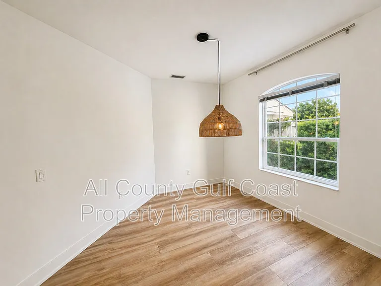 11318 Pine Lilly Pl — Photo 4