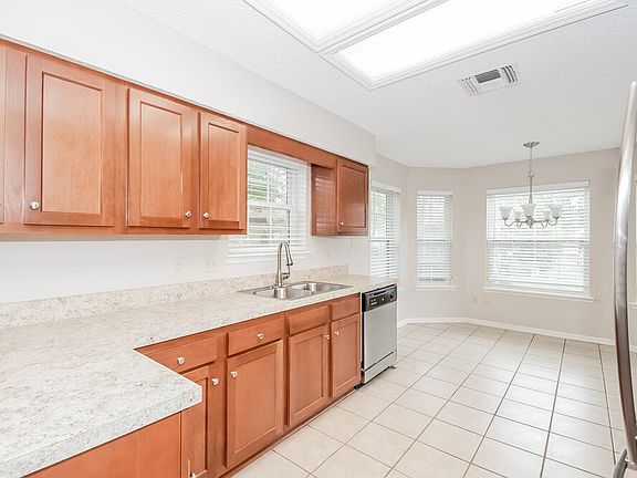 5th image of 9122 Smoketree Dr