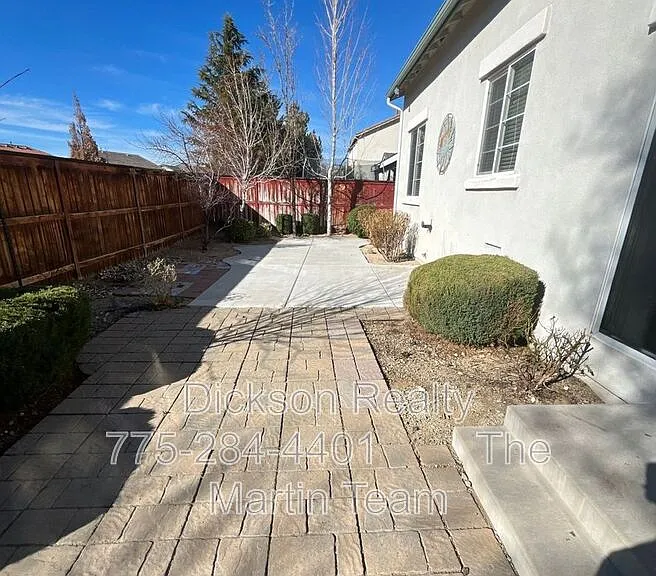 2441 Hibernica Ln — Photo 3